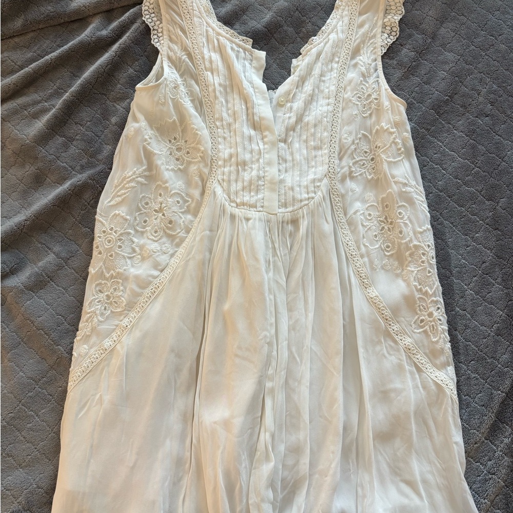 HD in Paris Ivory Lace Dress